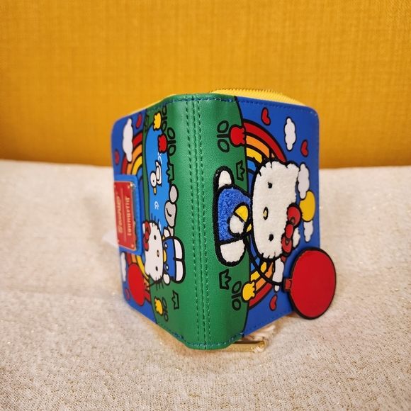 Loungefly Sanrio Hello Kitty 50th Anniversary Red Balloon Zip Around Wallet NEW - Picture 12 of 13